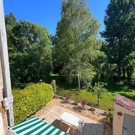 Maison De Caractere Avec Vue Sur La Verdure *